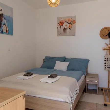 Maria's Perla Apartamento